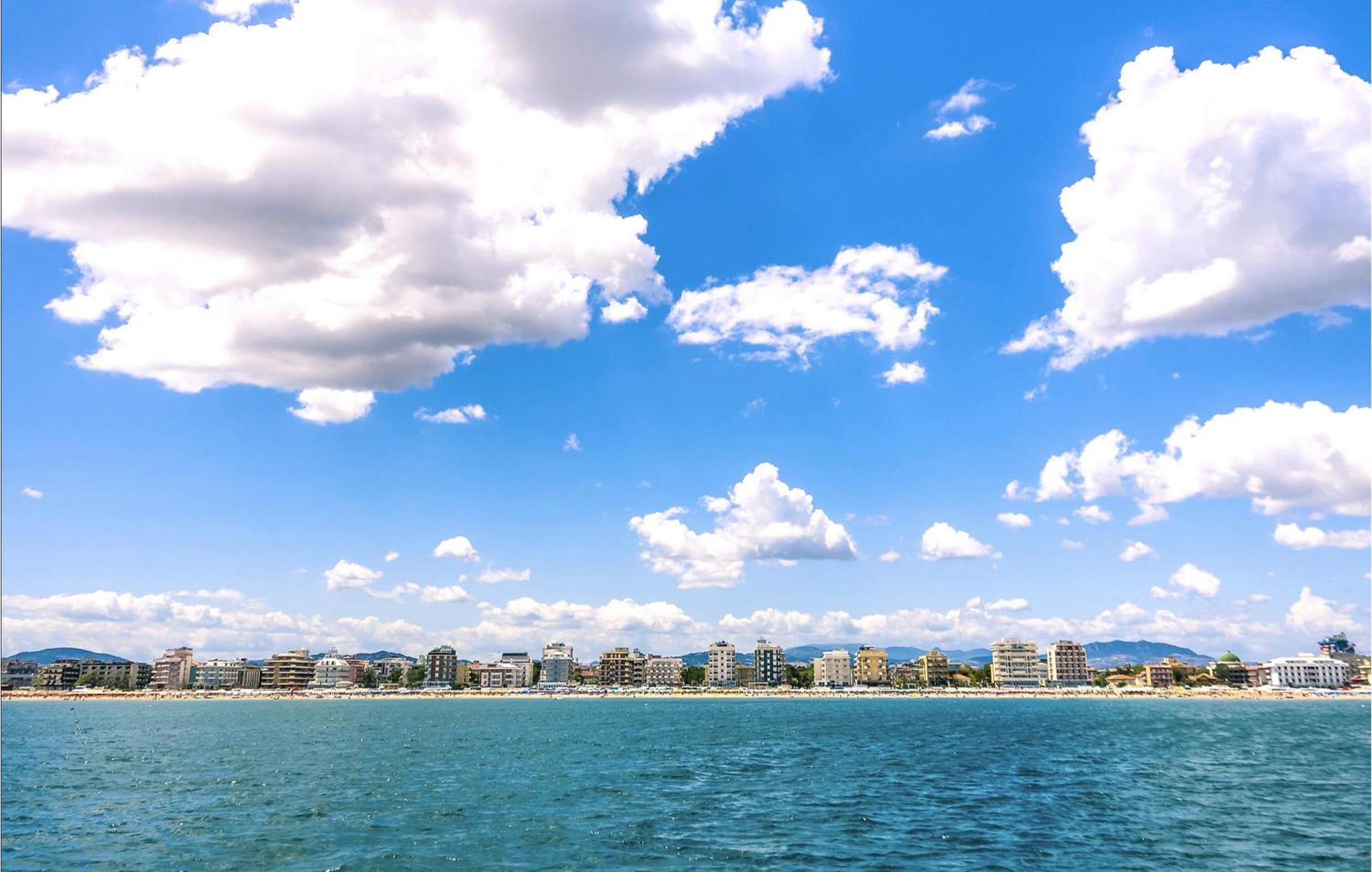 4 Bedroom Awesome Apartment In Cervia Luaran gambar